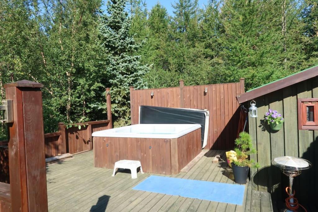 Cottage With Hot Tub In Beautiful Surroundings Hroarsstathir Zewnętrze zdjęcie