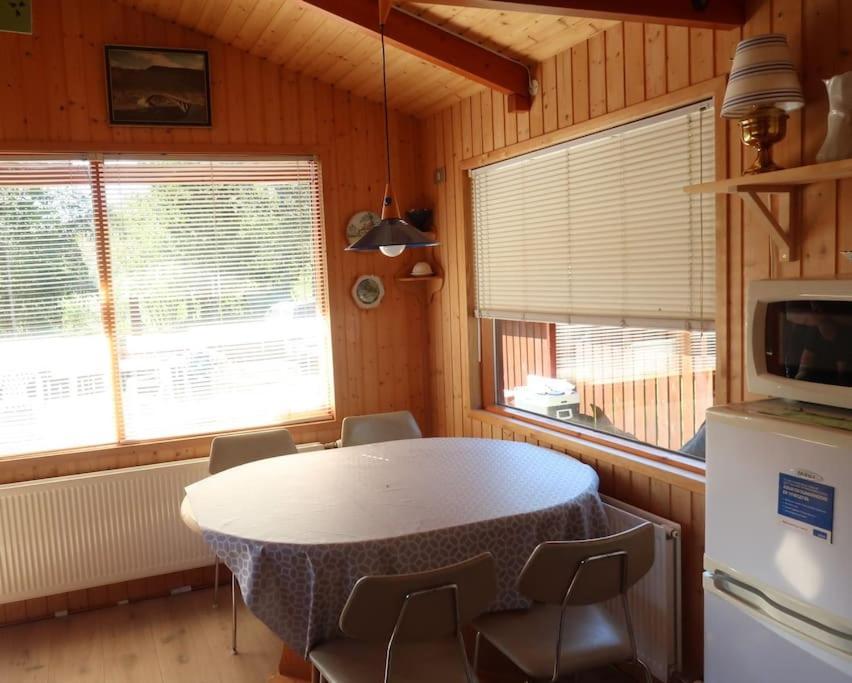 Cottage With Hot Tub In Beautiful Surroundings Hroarsstathir Zewnętrze zdjęcie